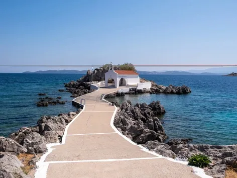 Маловідомі острови Греції 2026: де знайти автентичний відпочинок без натовпів