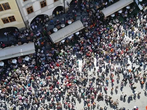 8 Places You Should Avoid Traveling to in 2026: Fodor’s No List and Better Alternatives