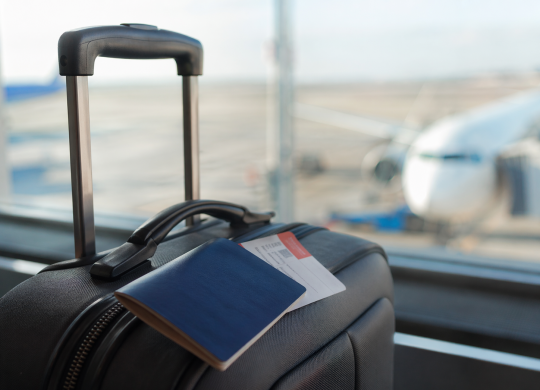 Какие документы нужны для поездки за границу в 2026 году: подробный чек-лист для туристов