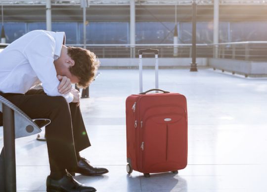 How not to get lost at the airport: useful tips from experienced travelers