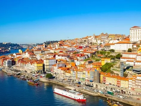 Cost of living in Portugal: expenses for housing rent, food, entertainment and budget for the month