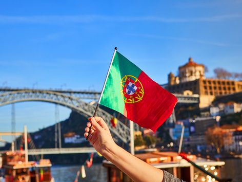 The largest expatriate communities in Portugal