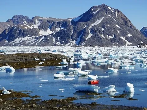 Uncharted Greenland: Why the Arctic Island Fascinates Tourists and Draws U.S. Attention