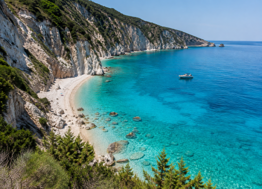 Top 10 des plus belles plages d'Europe en 2026 : Fteri, en Grèce, arrive en tête du classement