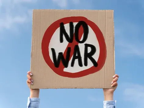 Самые безопасные страны в случае войны: новый рейтинг экспертов, где можно переждать Третью мировую