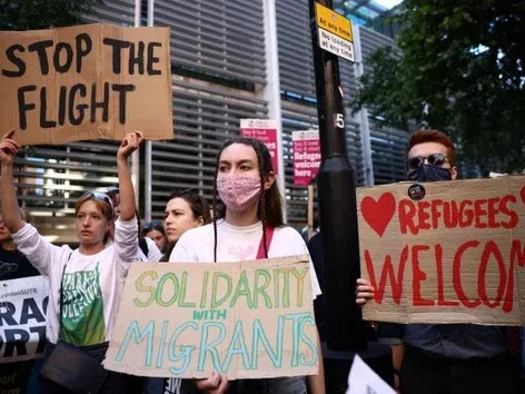 Support for refugees: New York's new refugee housing rules have sparked public outrage