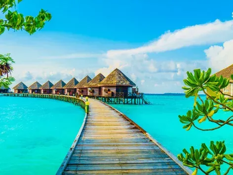 Maldives travel guide 2023-2024: Destinations, Best time & Guide