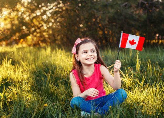 Having a baby in Canada: benefits, costs and citizenship