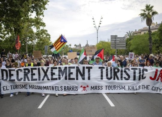 Mass protests in Barcelona: what tourists need to know