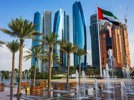 What to see in Abu Dhabi: top 10 places for your first trip to the UAE capital