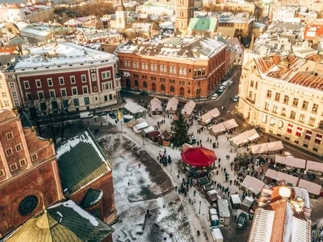 5 günstige Winterreiseziele in Europa für 2025: Wohin mit kleinem Budget und Atmosphäre reisen kann