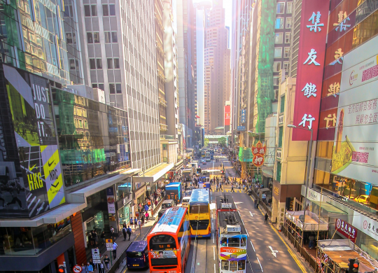 Opportunities with a work visa in Hong Kong. Analysis of types and prospects for employment