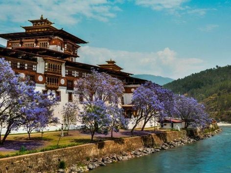 Urlaub in Bhutan: Einreisebestimmungen für Touristen und sehenswerte Orte
