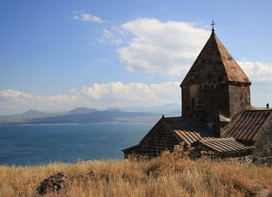 Medicine in Armenia: how to come to Armenia for treatment and what types of insurance exist there