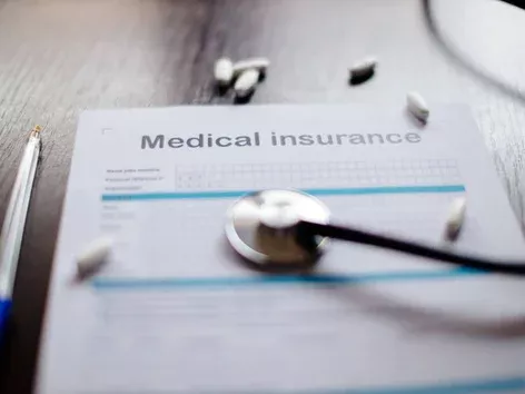 Medical insurance for traveling abroad: a detailed guide