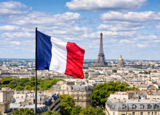 Франція встановила новий туристичний рекорд: 102 млн гостей у 2025 році