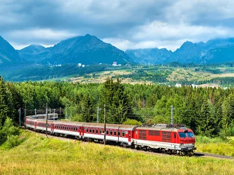 Europe's longest night train: a 1,720-kilometer route from Sweden to Austria